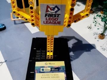 Robot Performance First Prize